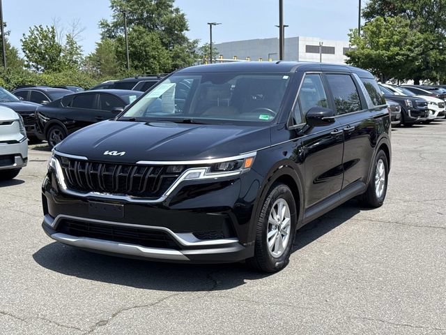 Used 2024 Kia Carnival LX FWD image 5