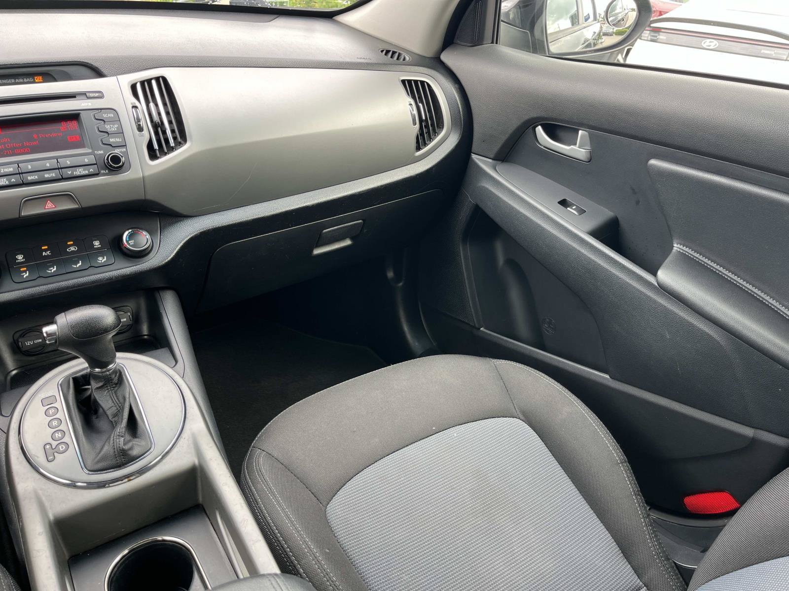Used 2016 Kia Sportage LX FWD image 14