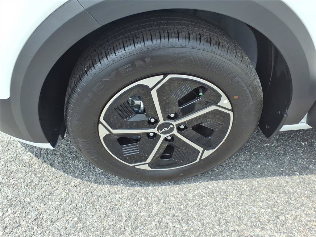New 2026 Kia Niro LX FWD image 22