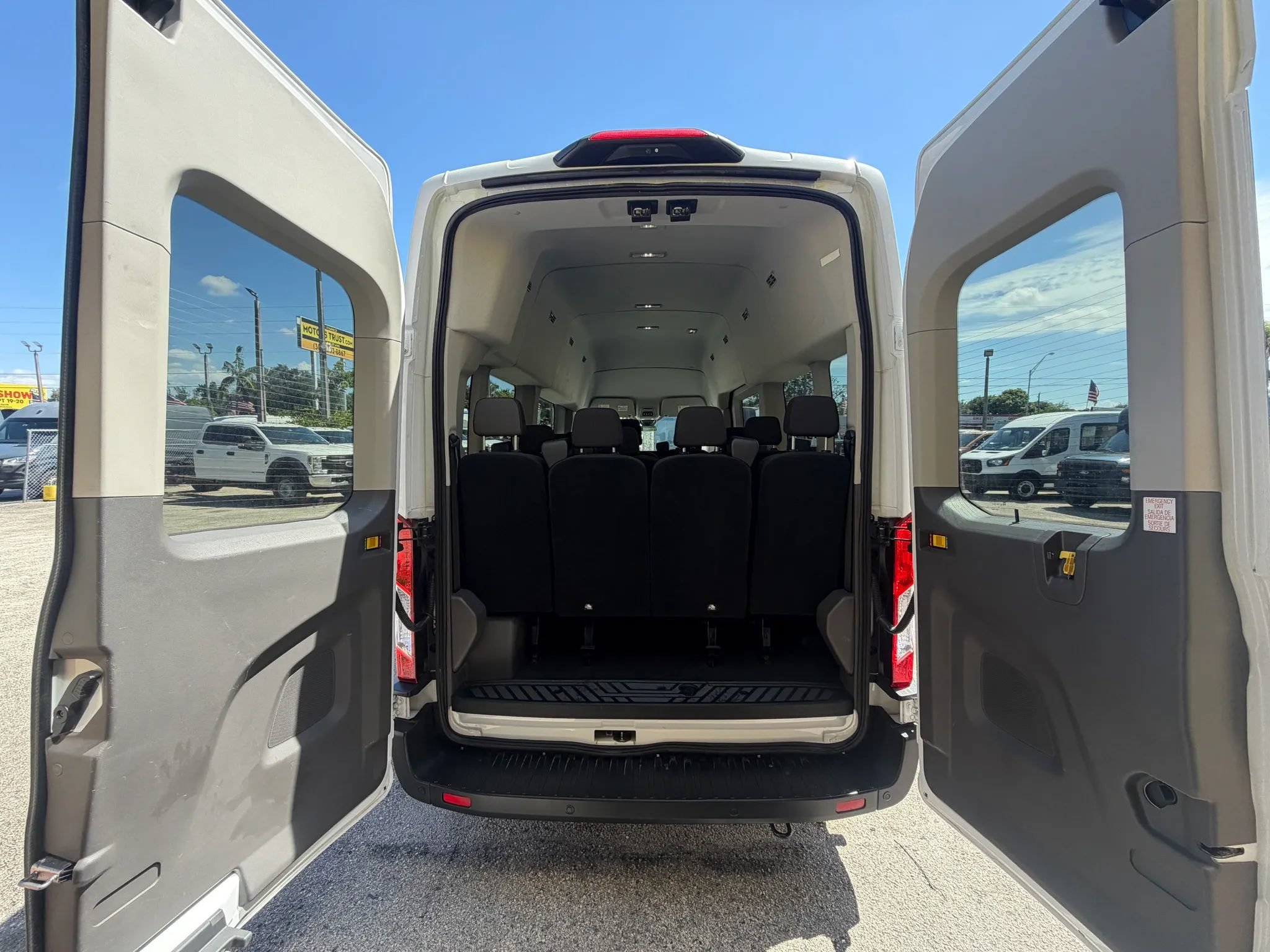 Used 2024 Ford Transit 350 148 High Roof Wagon RWD image 5