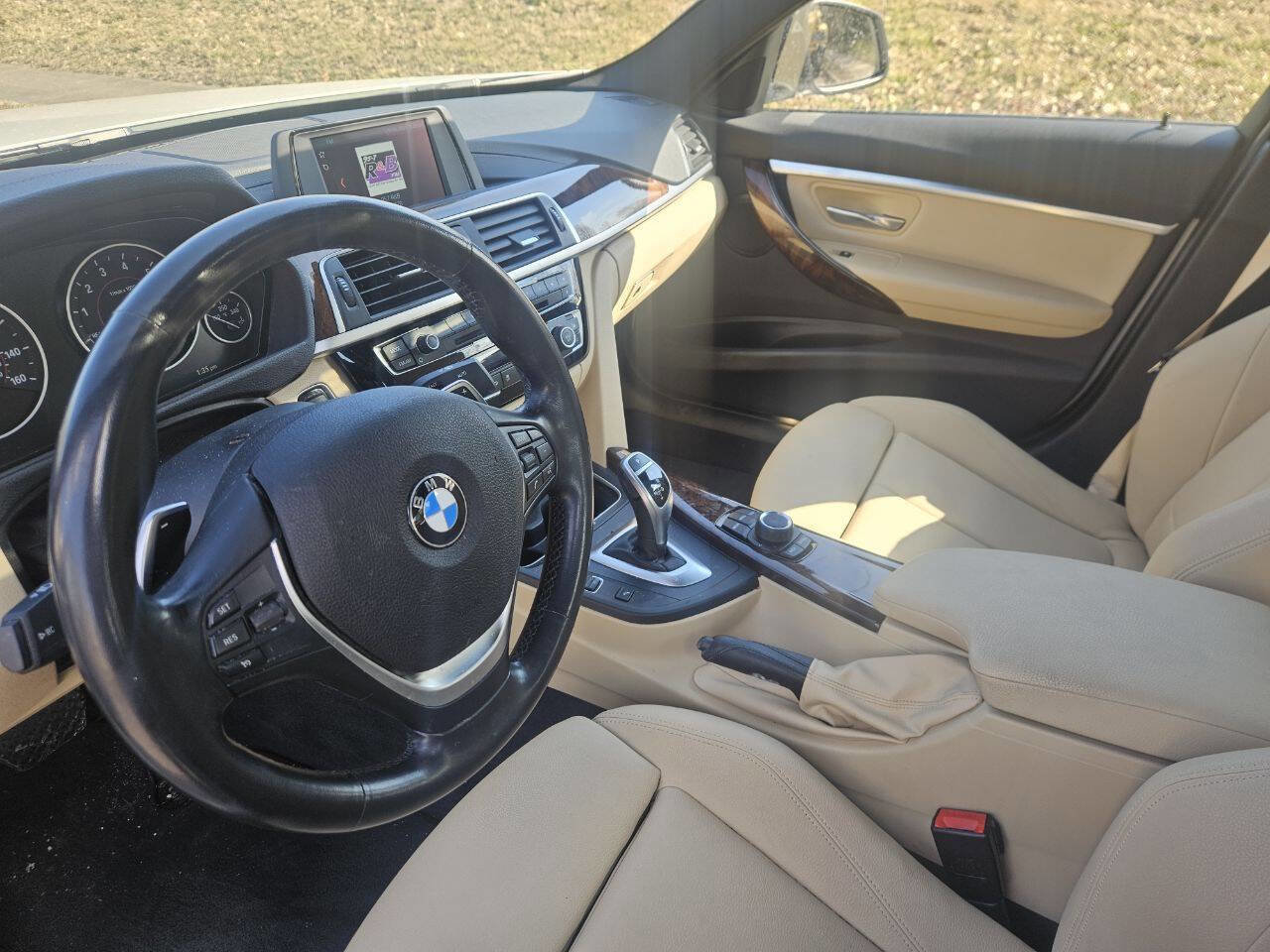 Used 2018 BMW 330i Sedan image 10
