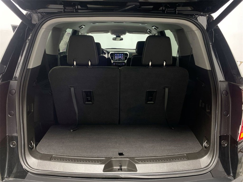 Used 2023 GMC Acadia SLE w/ Driver Convenience Package image 23