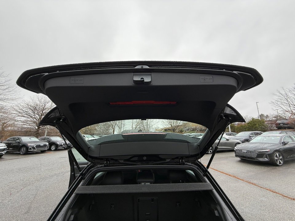 New 2026 Volkswagen GTI SE image 14