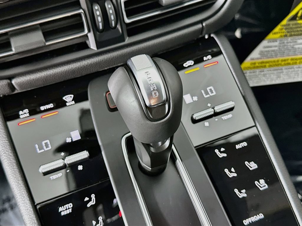 New 2026 Porsche Macan S AWD/4WD image 19