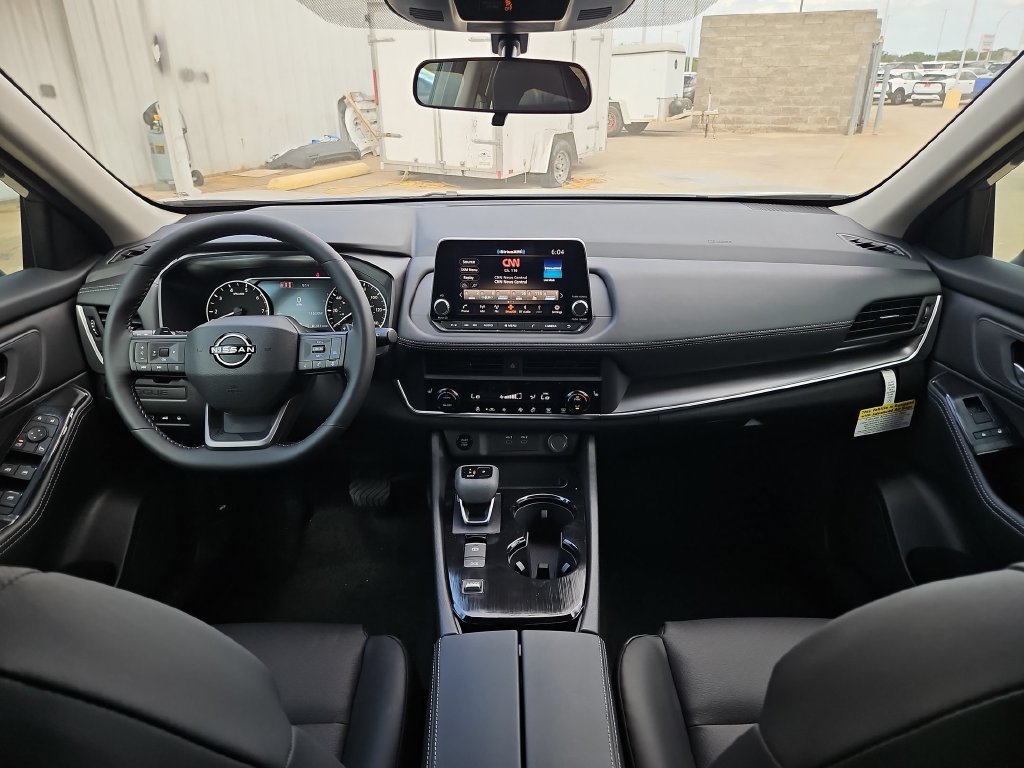 New 2027 Nissan Rogue Dark Armor FWD image 19