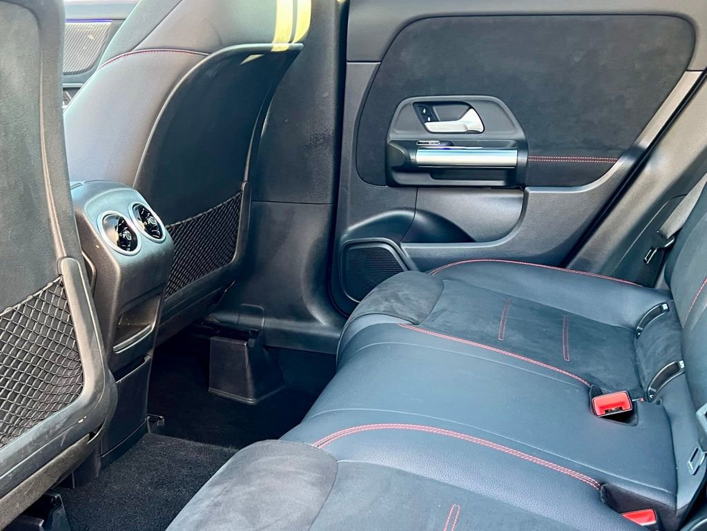 Certified 2022 Mercedes-Benz GLA 250 4MATIC image 16