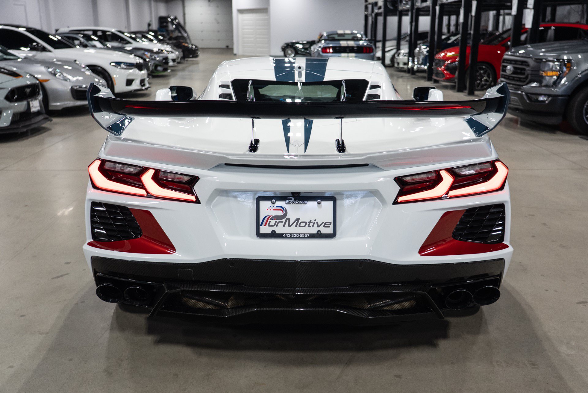 Used 2022 Chevrolet Corvette Stingray Premium Cpe w/ Z51 Performance Package RWD image 4