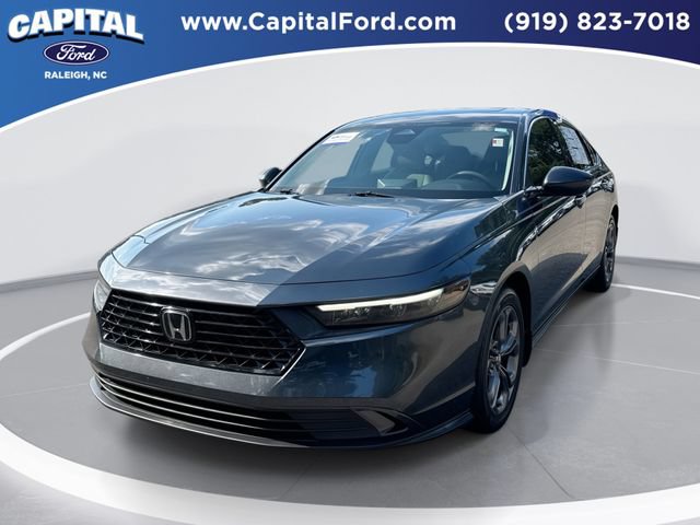 Used 2023 Honda Accord EX image 1