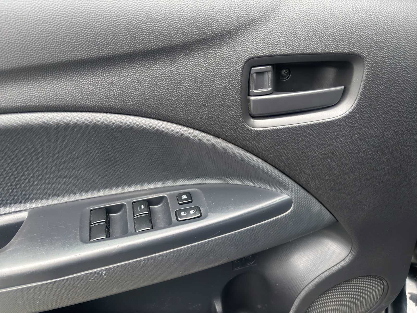 Used 2019 Mitsubishi Mirage ES FWD image 10