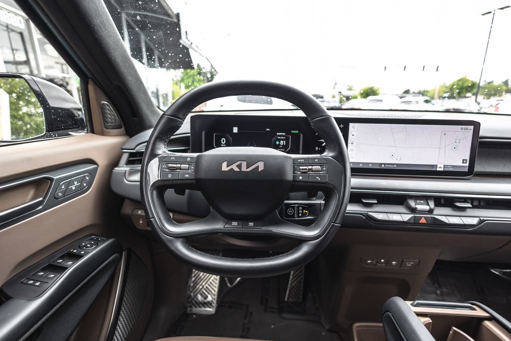 Used 2024 Kia EV9 GT-Line AWD/4WD image 28