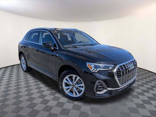 Certified 2025 Audi Q3 2.0T Premium w/ Convenience Package image 1