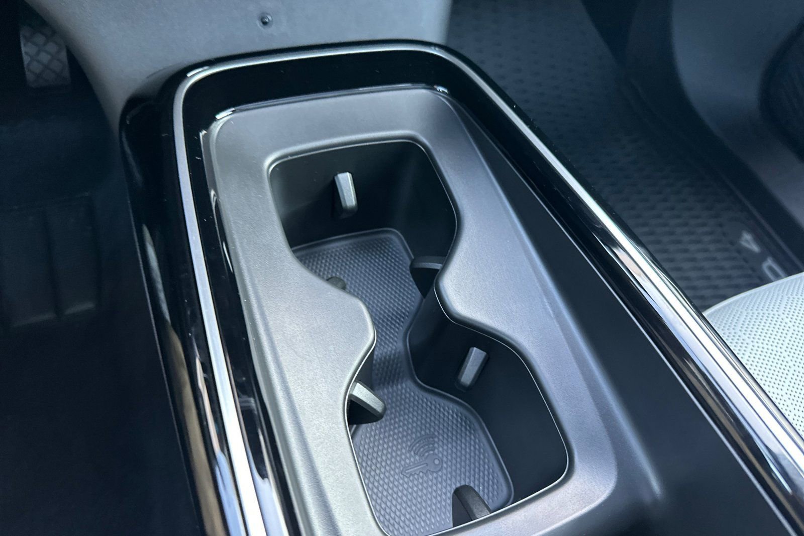 New 2025 Volkswagen ID.4 Pro S AWD/4WD image 25