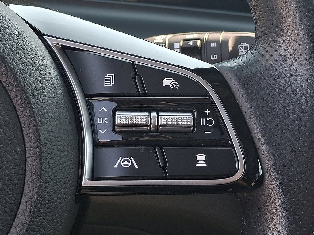 Certified 2024 Kia Seltos SX w/ SX Sunroof Package AWD/4WD image 18