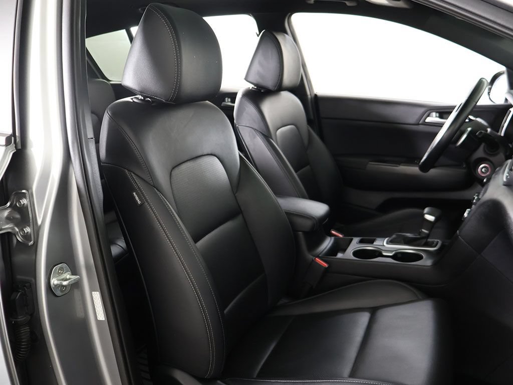 Used 2022 Kia Sportage Nightfall Edition FWD image 25