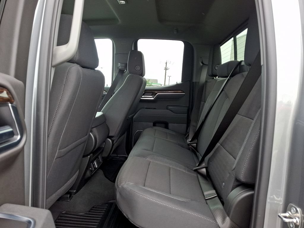 New 2026 GMC Sierra 1500 SLE w/ Preferred Package AWD/4WD image 6