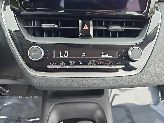 Used 2026 Toyota Corolla LE FWD image 18