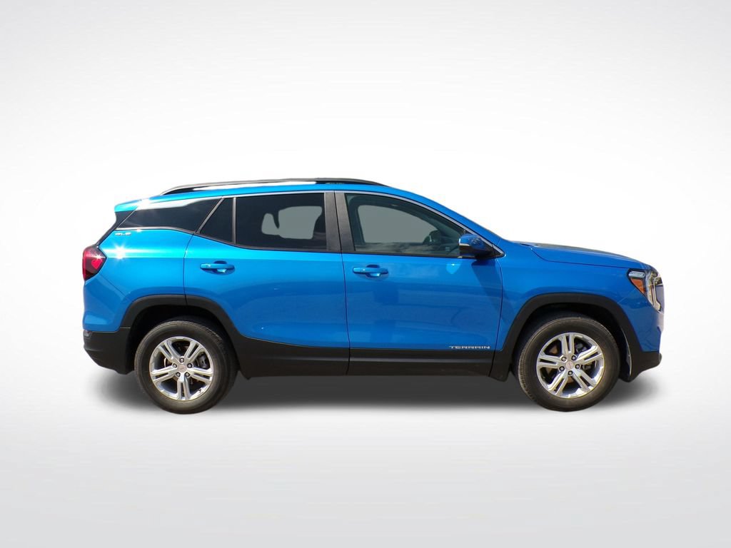 Used 2024 GMC Terrain SLE w/ Driver Convenience Package AWD/4WD image 6