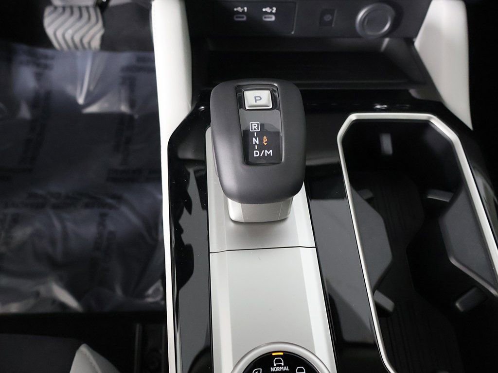 New 2026 Mitsubishi Outlander SE FWD image 49