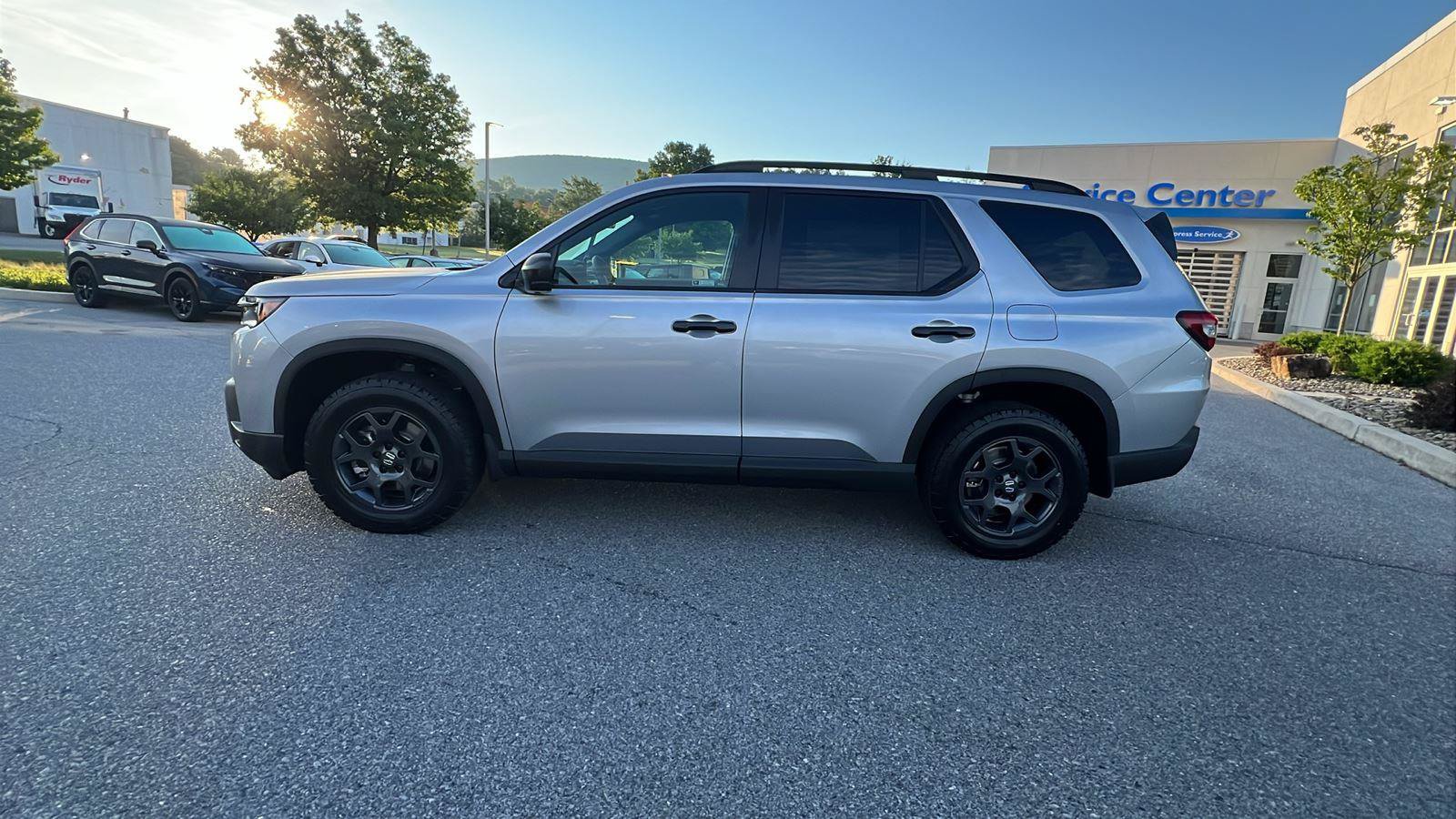 New 2026 Honda Pilot TrailSport image 7