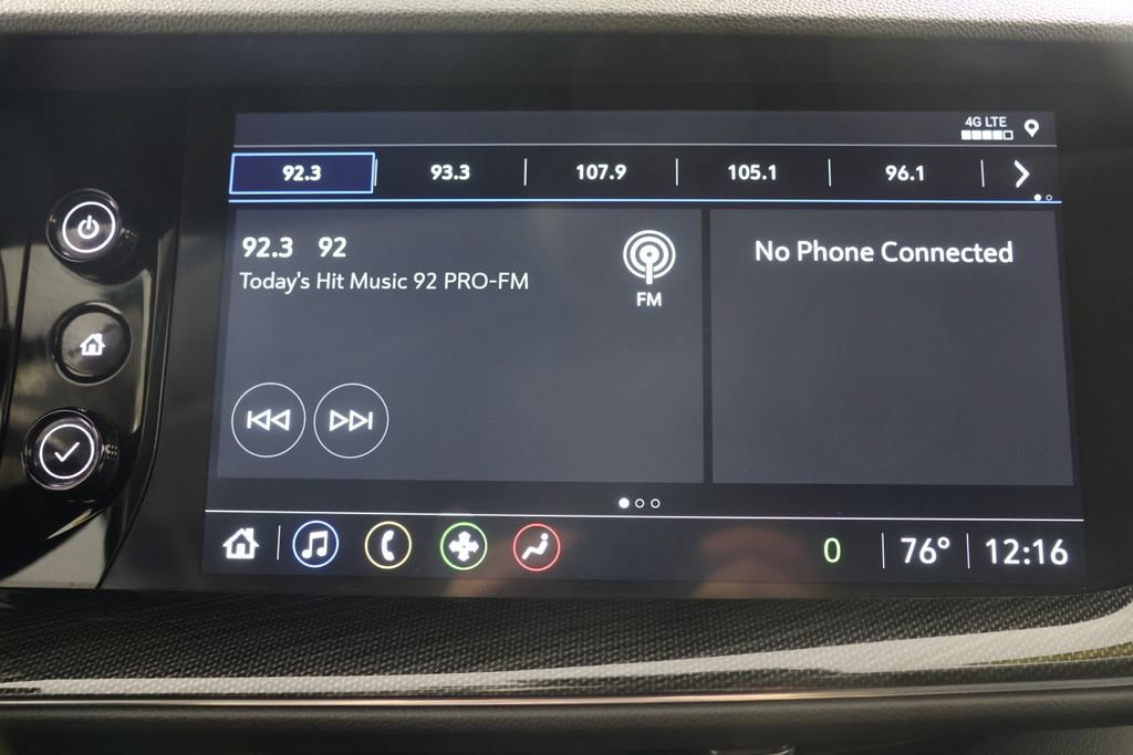 Used 2023 Buick Envision Essence AWD/4WD image 14