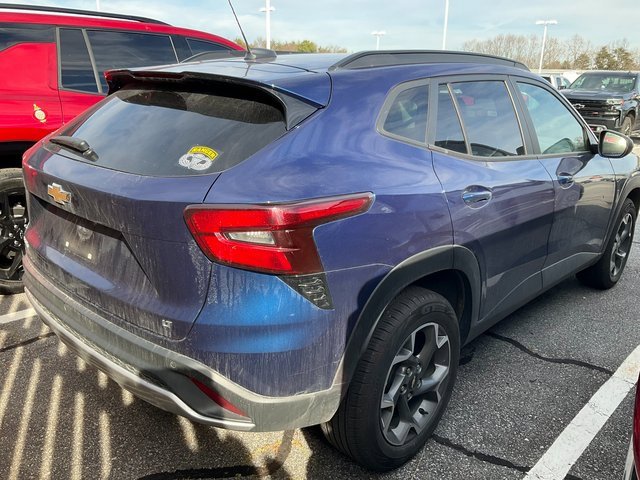 Used 2024 Chevrolet Trax LT w/ Driver Confidence Package image 5