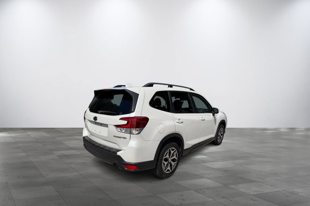 Used 2019 Subaru Forester Premium AWD/4WD image 6