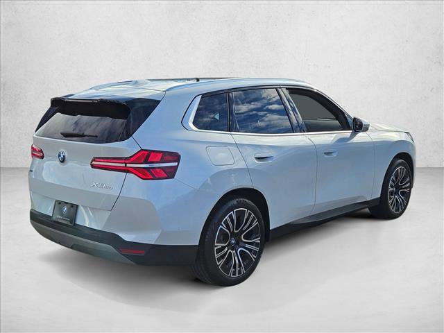 Used 2025 BMW X3 xDrive30i w/ Premium Package image 5