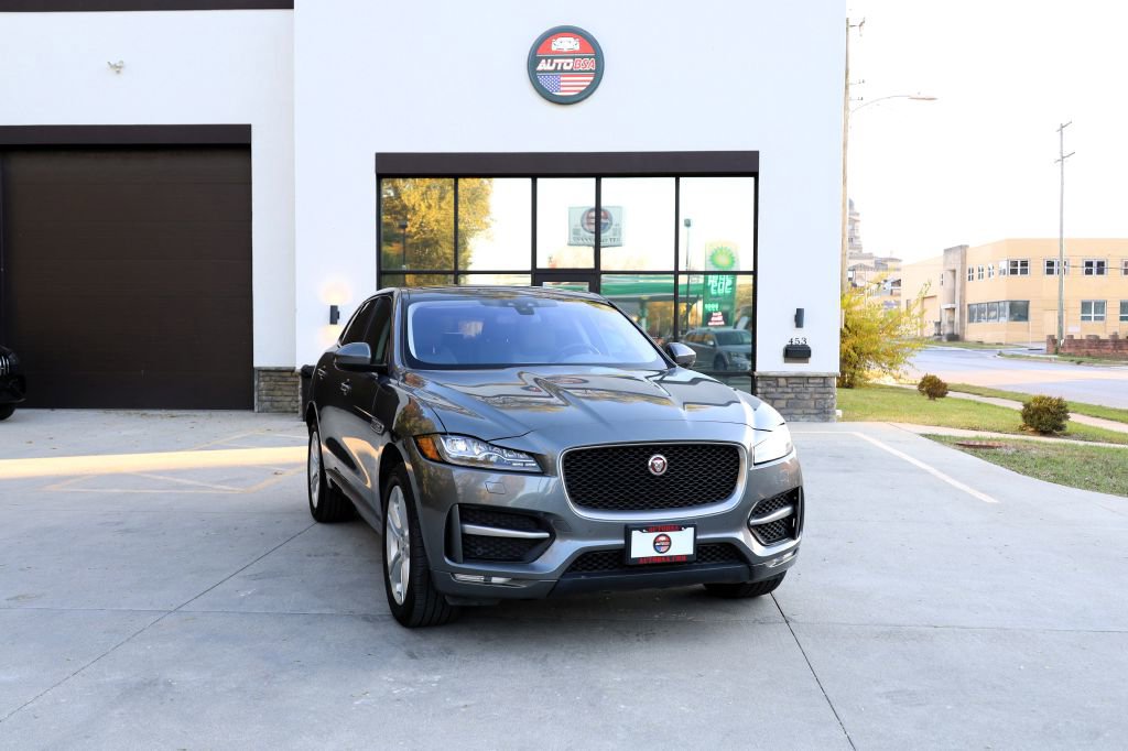 Used 2018 Jaguar F-PACE R-Sport AWD/4WD image 1