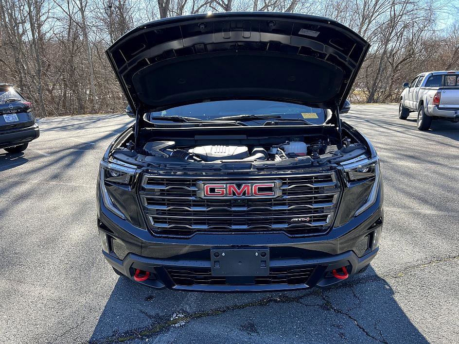 Used 2024 GMC Acadia AT4 image 10