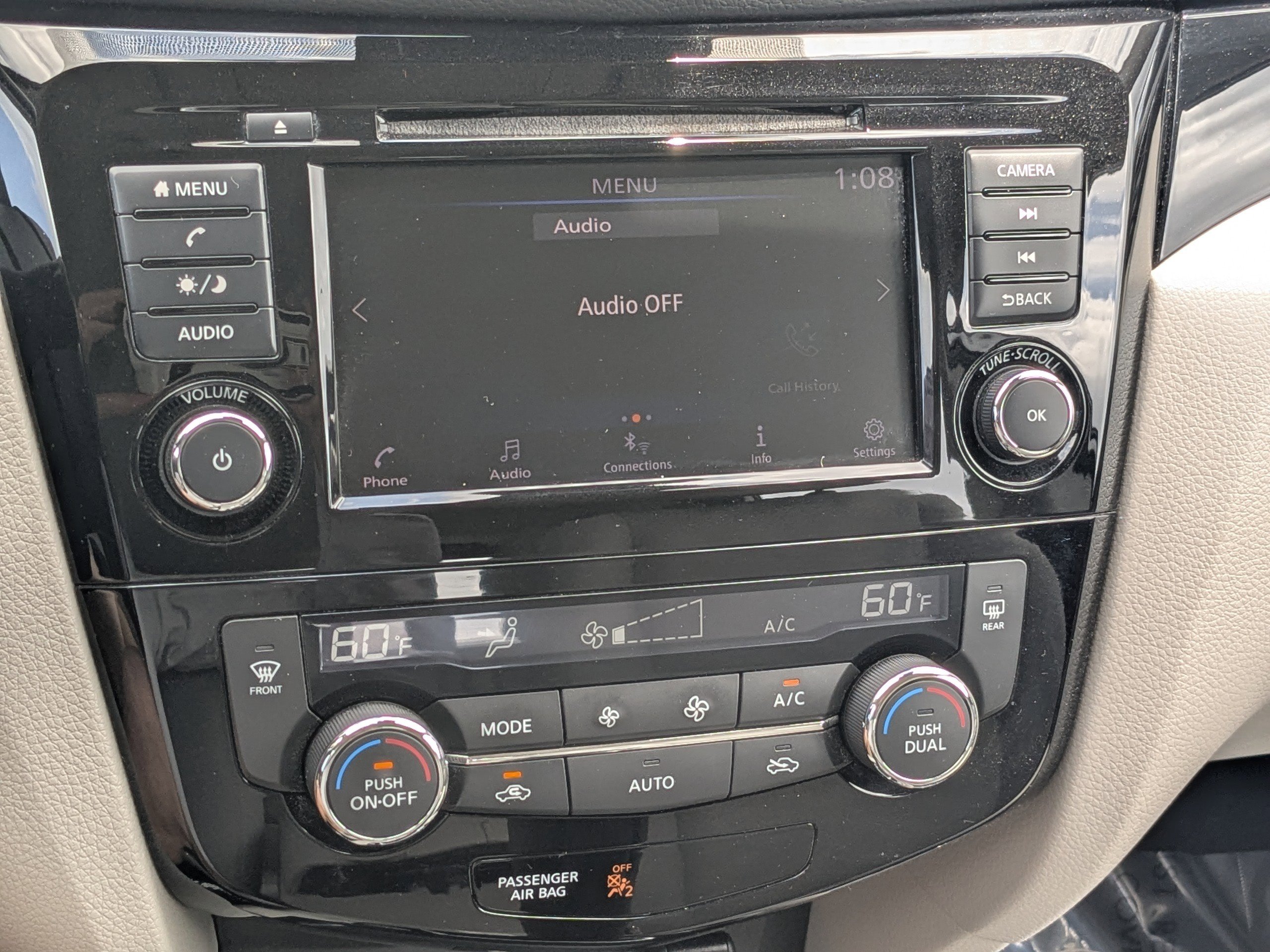 Used 2019 Nissan Rogue Sport SV image 23