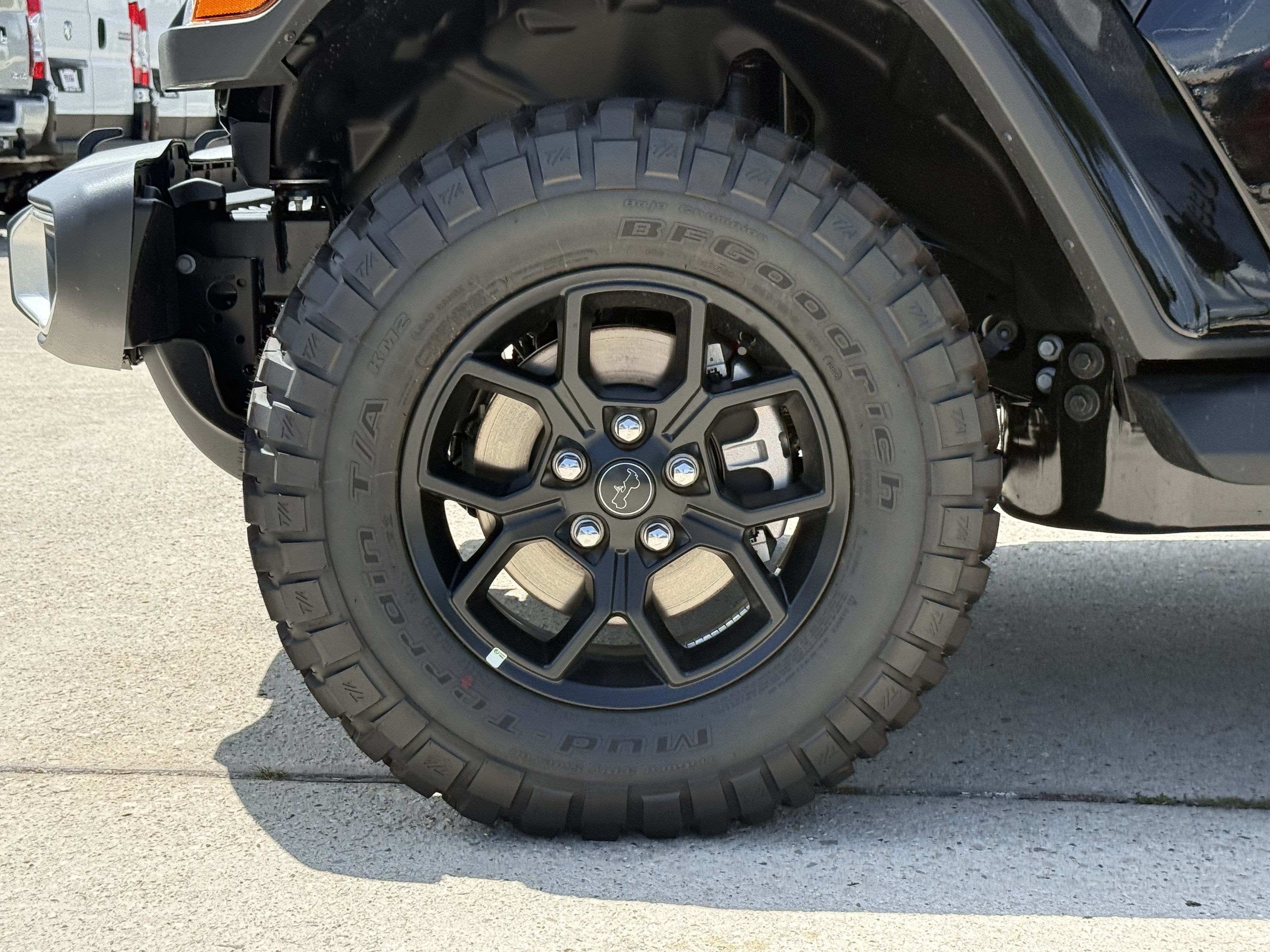 New 2026 Jeep Gladiator Sport AWD/4WD image 9