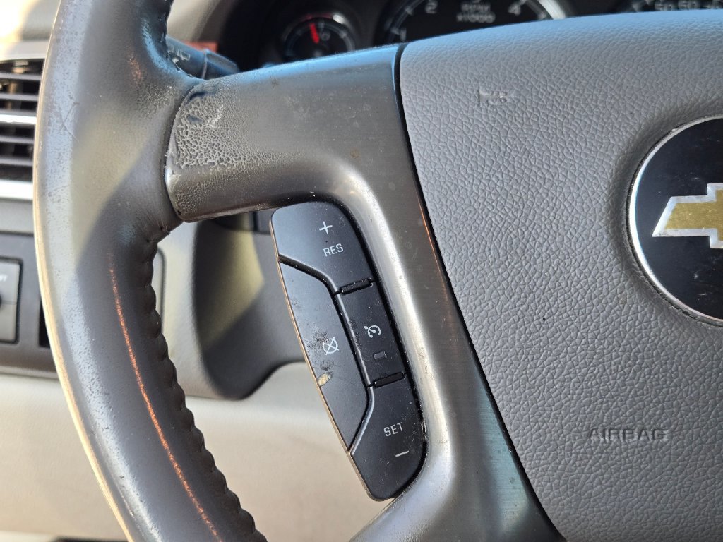 Used 2013 Chevrolet Tahoe LT w/ Luxury Package RWD image 23