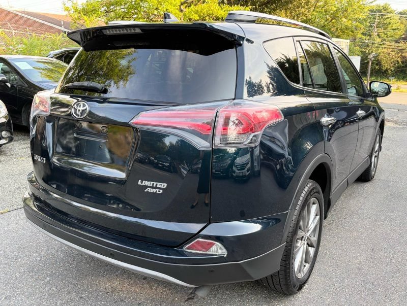 Used 2017 Toyota RAV4 Limited AWD/4WD image 7