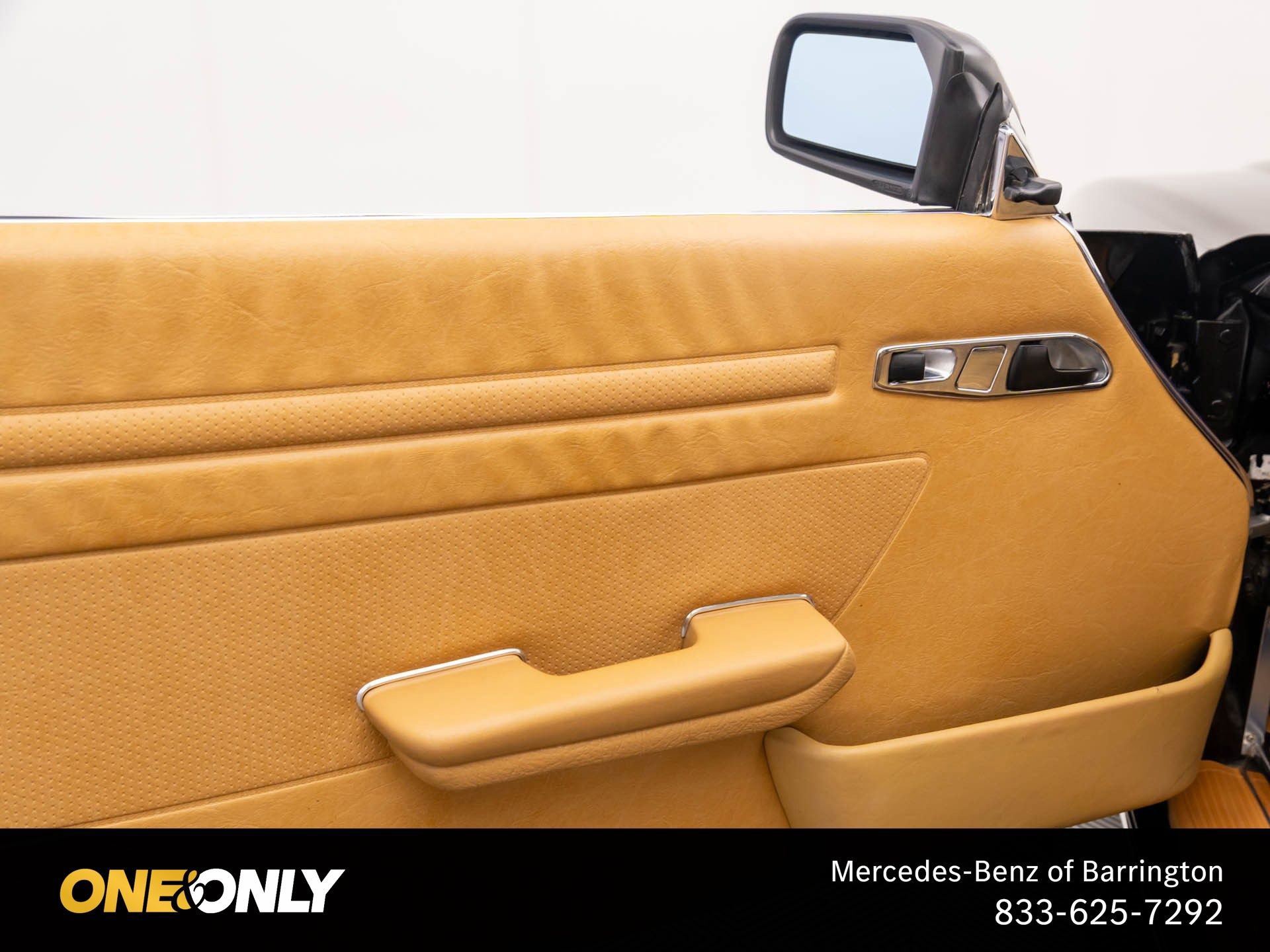 Used 1987 Mercedes-Benz 560 SL image 13