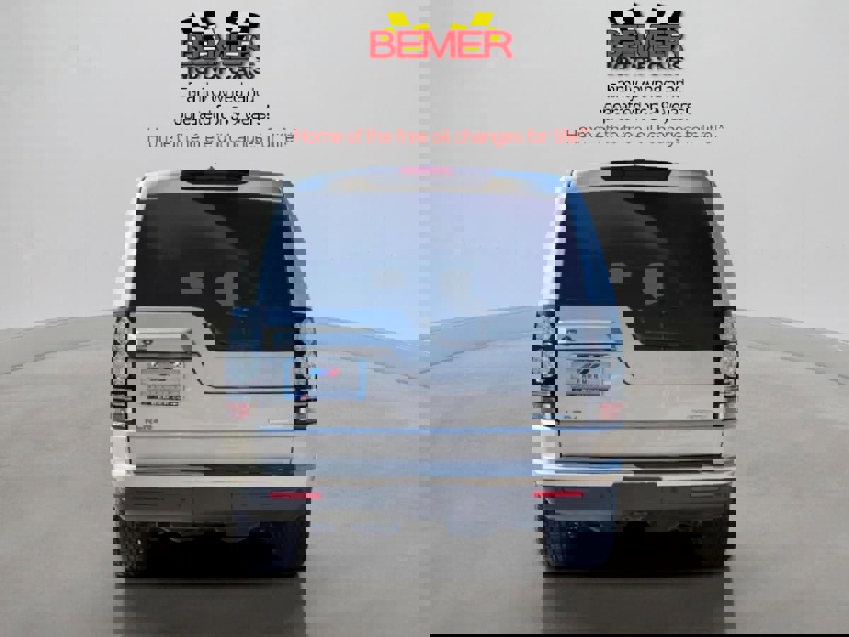 Used 2016 Land Rover LR4 HSE LUX image 4