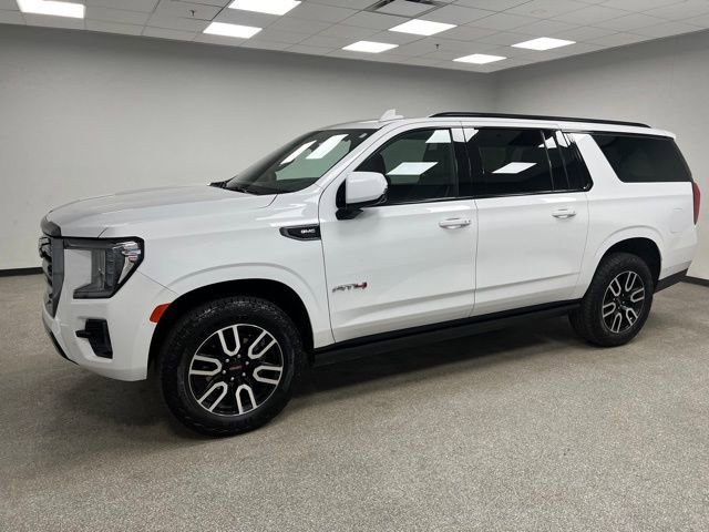 Used 2024 GMC Yukon XL AT4 w/ AT4 Premium Package image 5