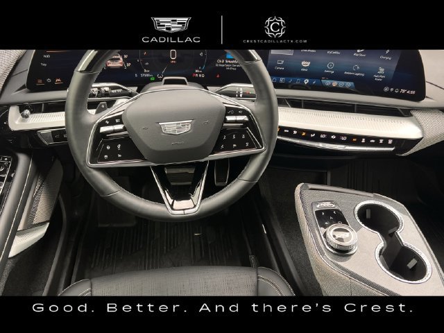 Certified 2025 Cadillac Optiq Sport 2 w/ LPO, Floor Liner Package AWD/4WD image 15