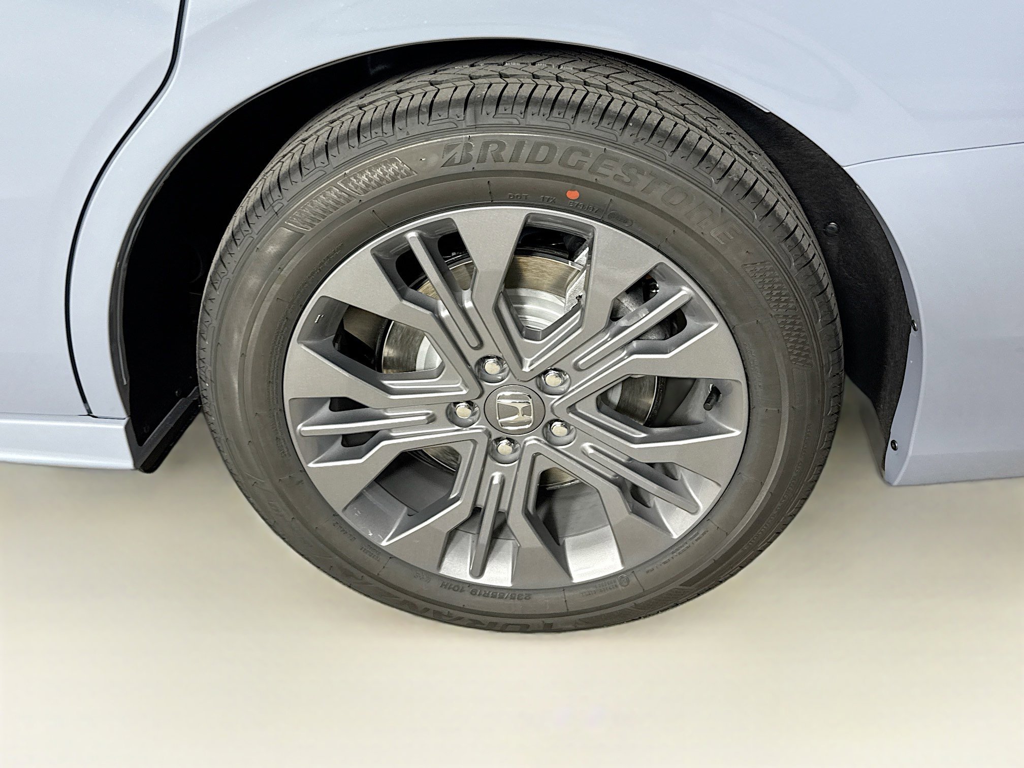 New 2026 Honda Odyssey Touring image 41