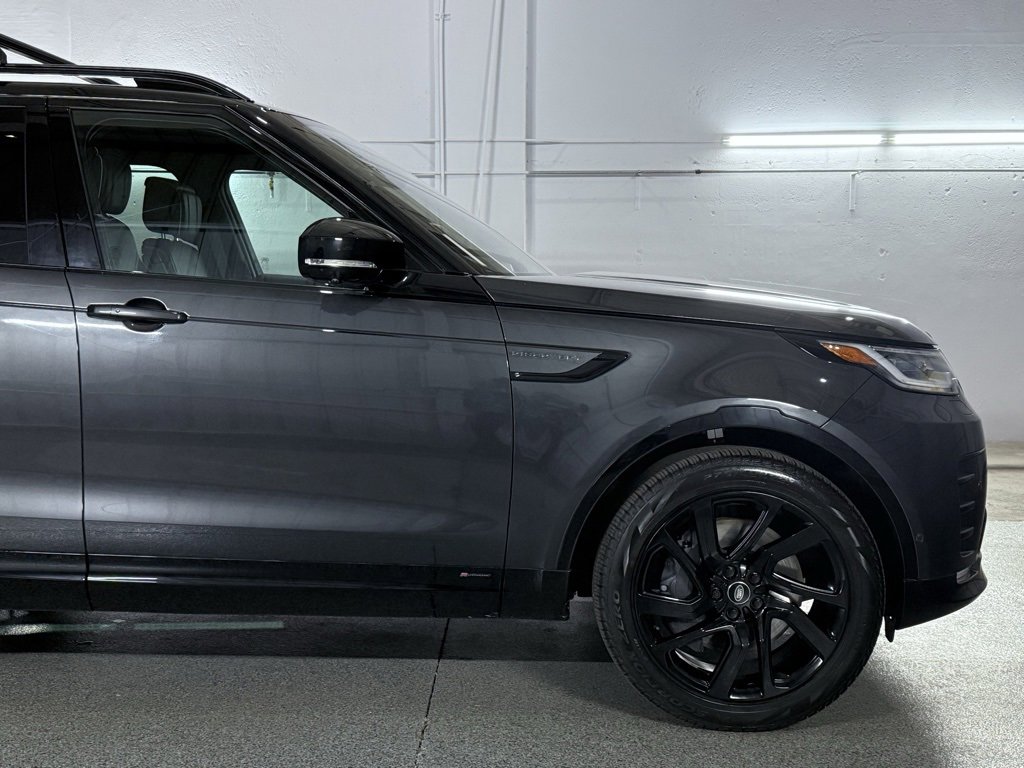 Used 2022 Land Rover Discovery HSE R-Dynamic image 5