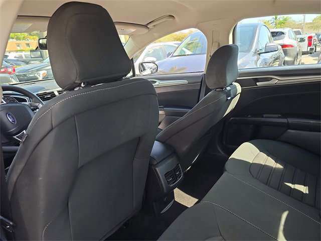 Used 2020 Ford Fusion SE image 14