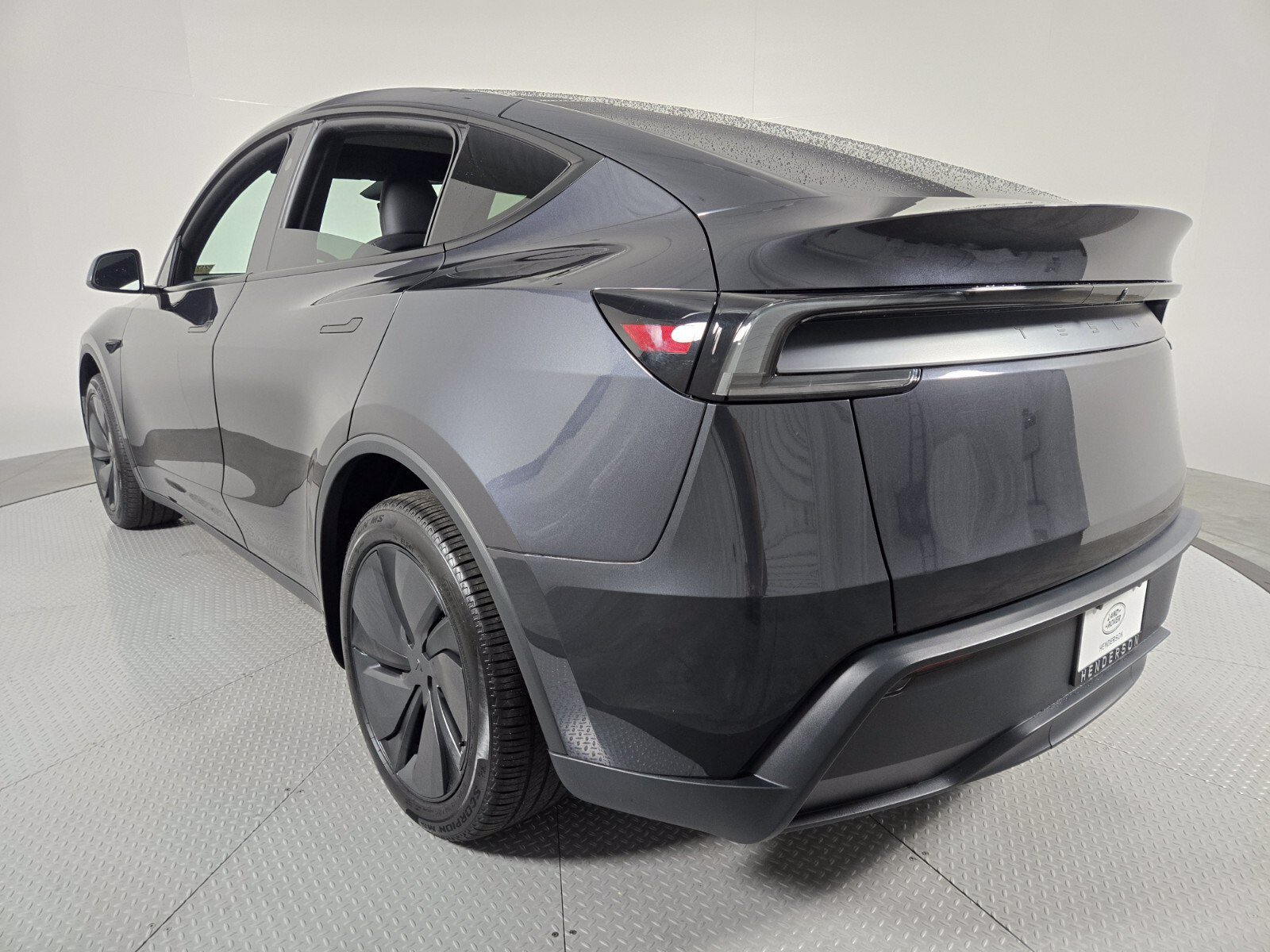 Used 2026 Tesla Model Y Long Range RWD image 7