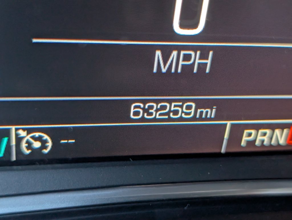 Used 2018 Chevrolet Equinox LT w/ Sun & Infotainment Package FWD image 28