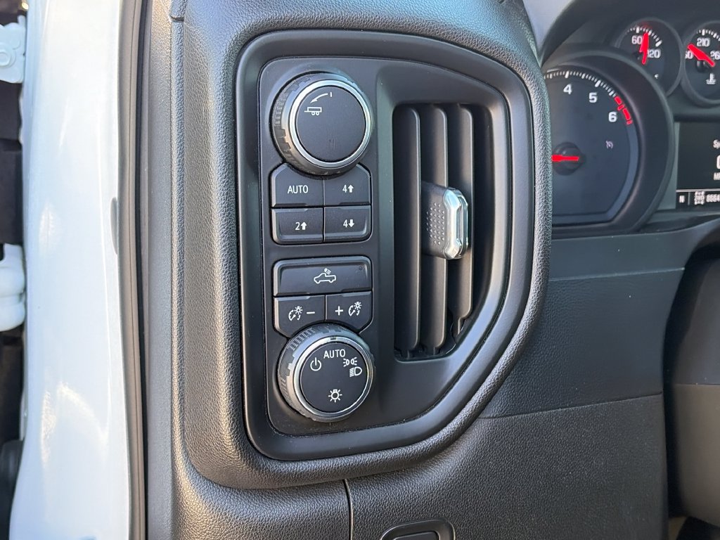 Used 2020 Chevrolet Silverado 1500 Custom Trail Boss w/ Custom Convenience Package AWD/4WD image 14
