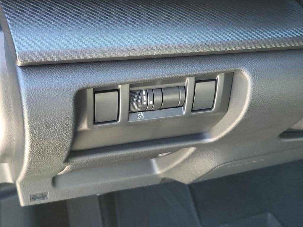 Certified 2025 Subaru Crosstrek 2.5i Limited w/ Crosstrek Mirror Package image 22