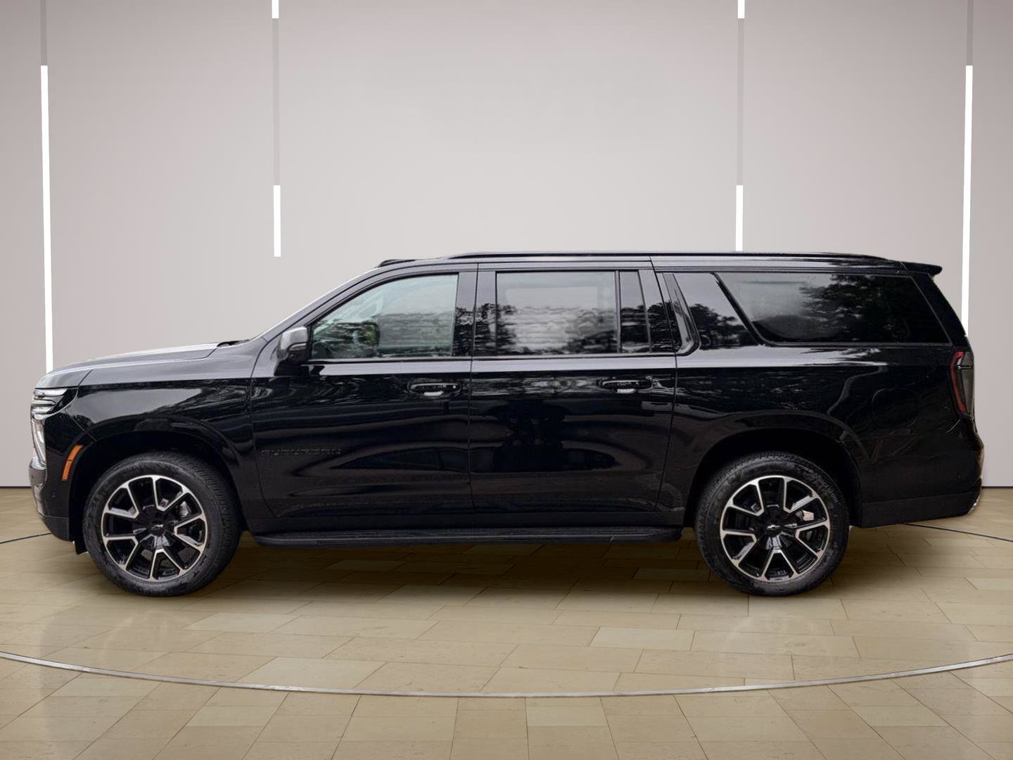 New 2026 Chevrolet Suburban RST w/ Advanced Technology Package AWD/4WD image 2