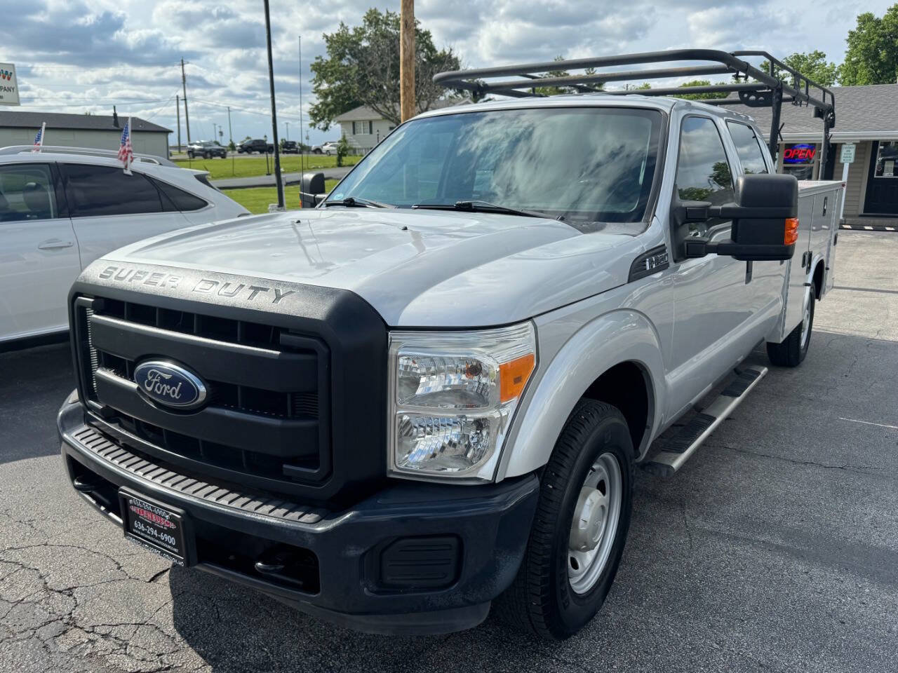 Used 2015 Ford F250 XL w/ Power Equipment Group RWD image 2