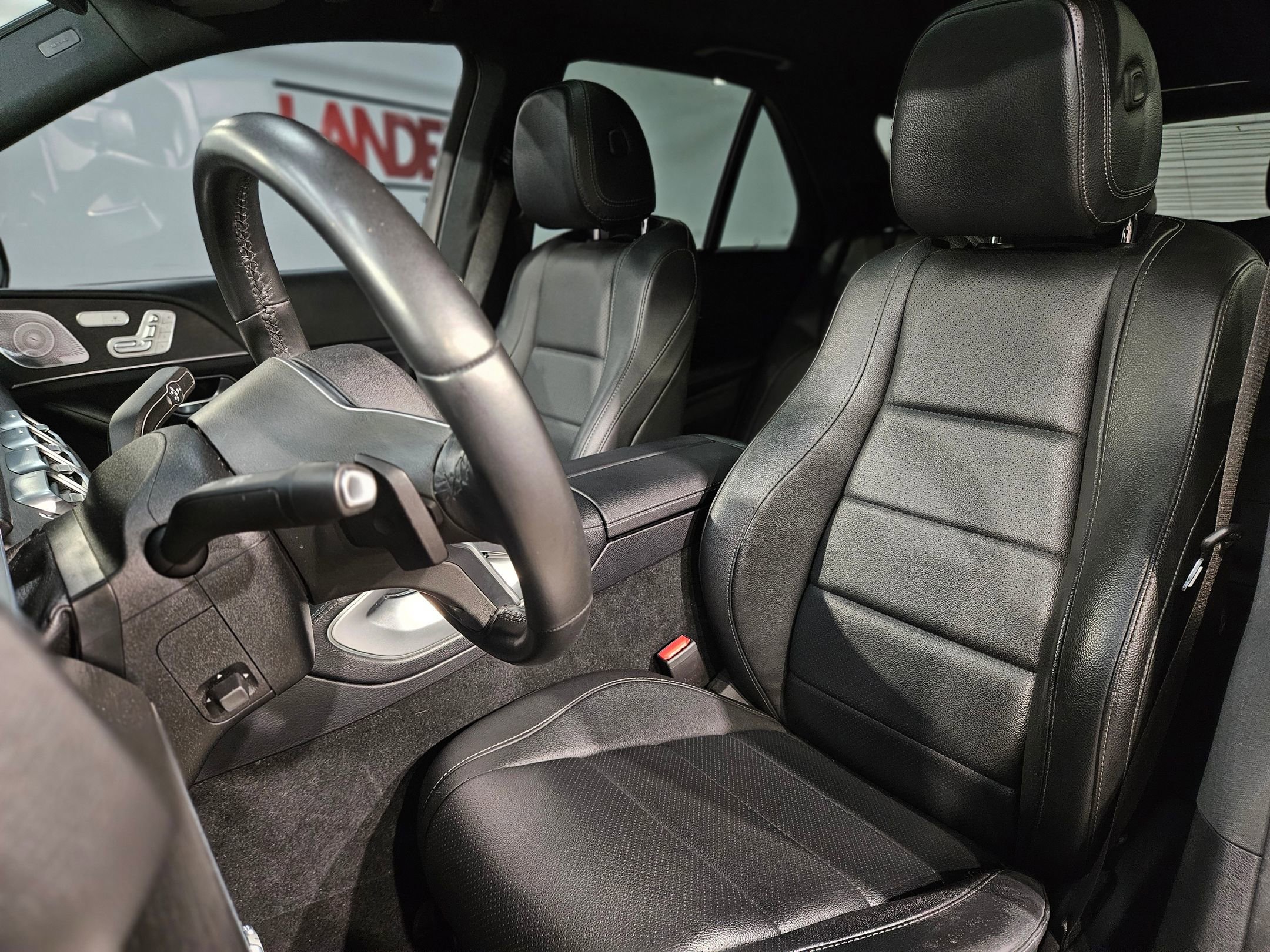 Used 2020 Mercedes-Benz GLE 350 image 24