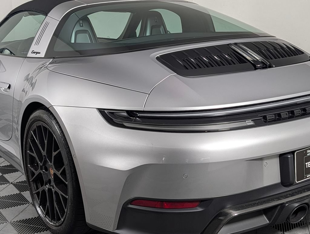 Certified 2026 Porsche 911 Targa 4 GTS AWD/4WD image 16