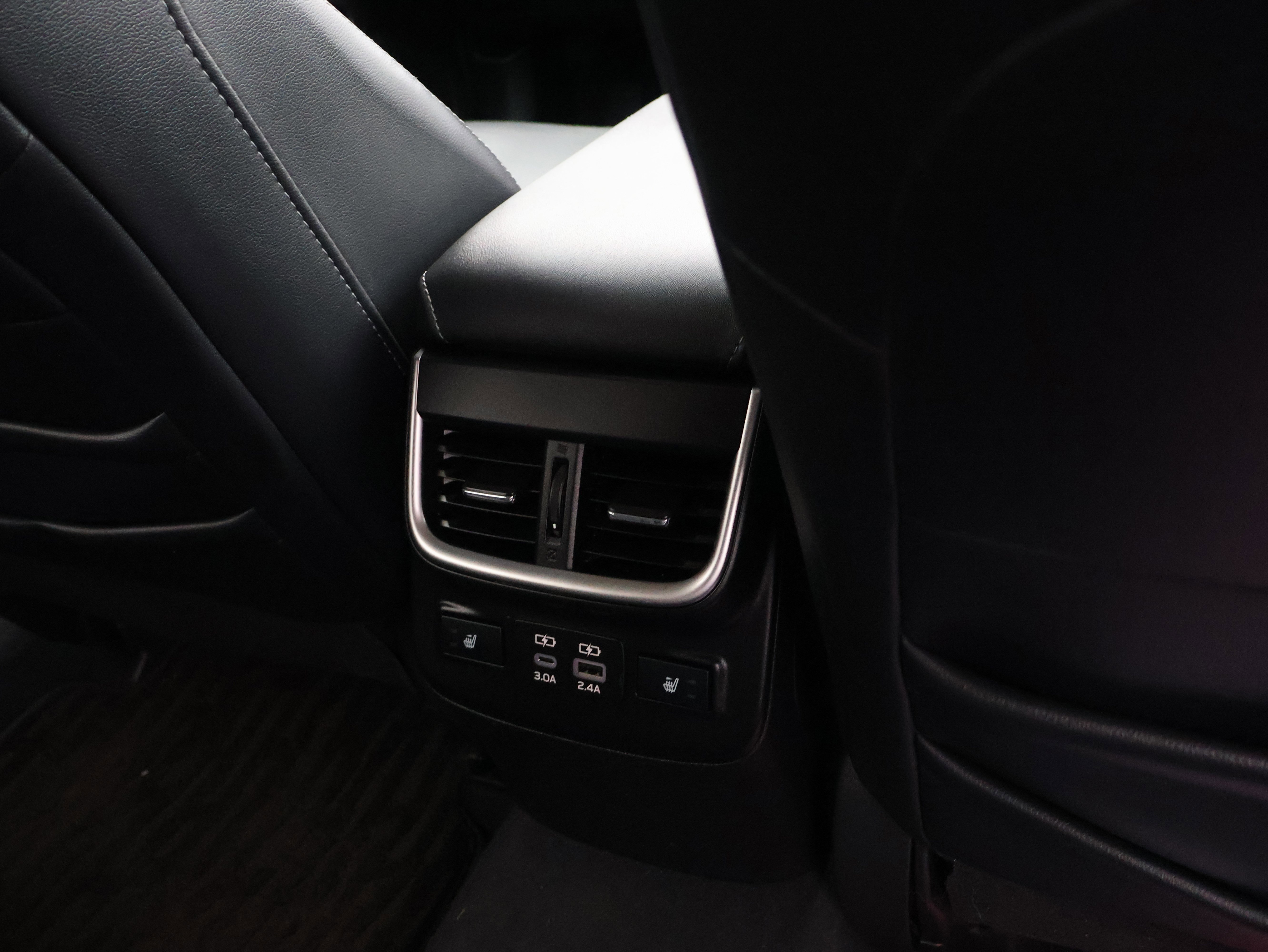 Used 2023 Subaru Outback Limited image 14