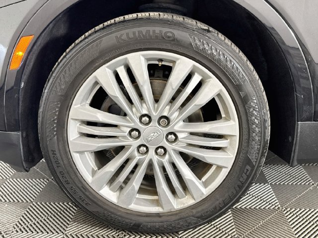 Used 2019 Cadillac XT5 Premium Luxury FWD image 39